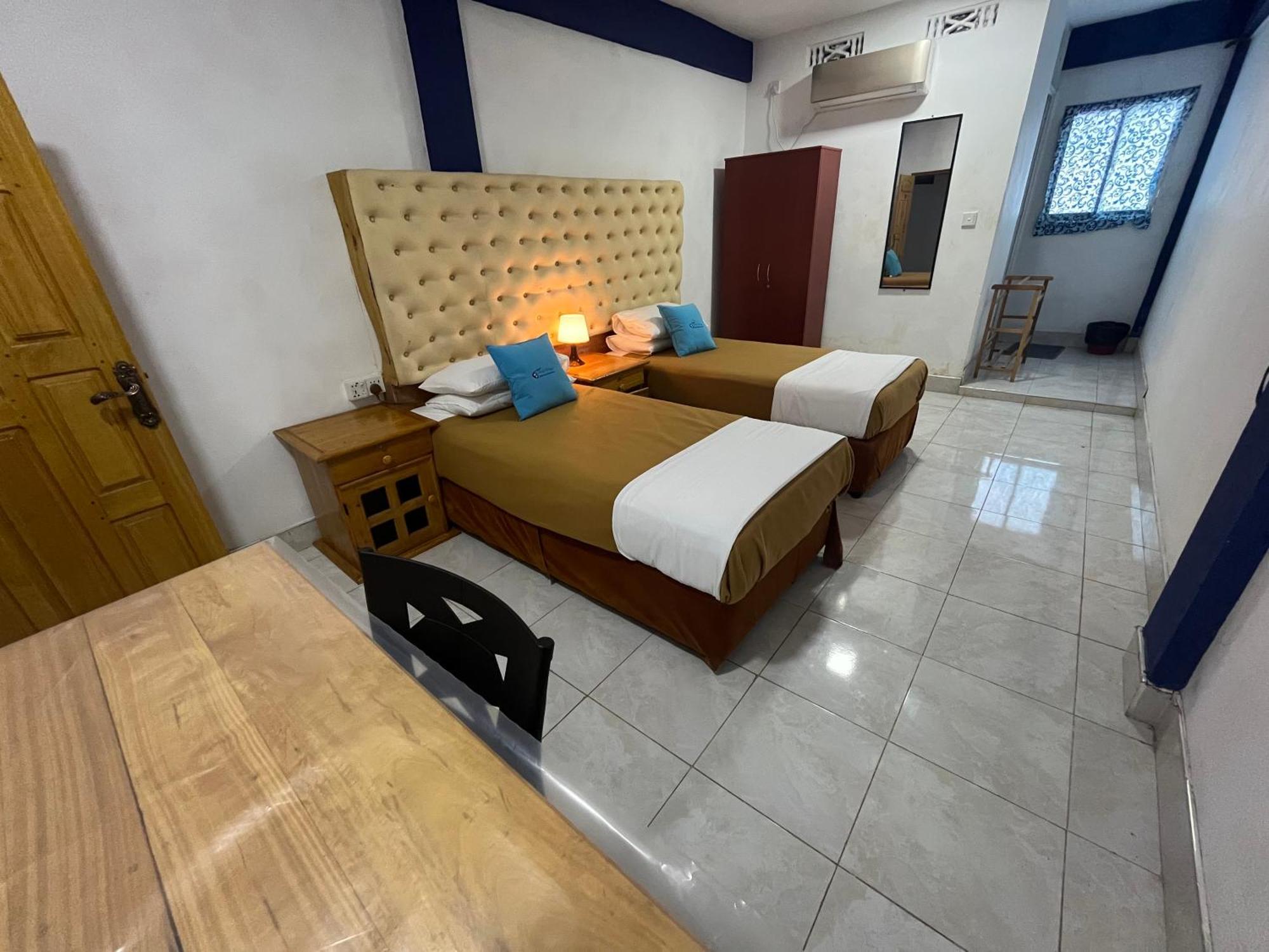 Oasis Wings Hotel Маннар Экстерьер фото